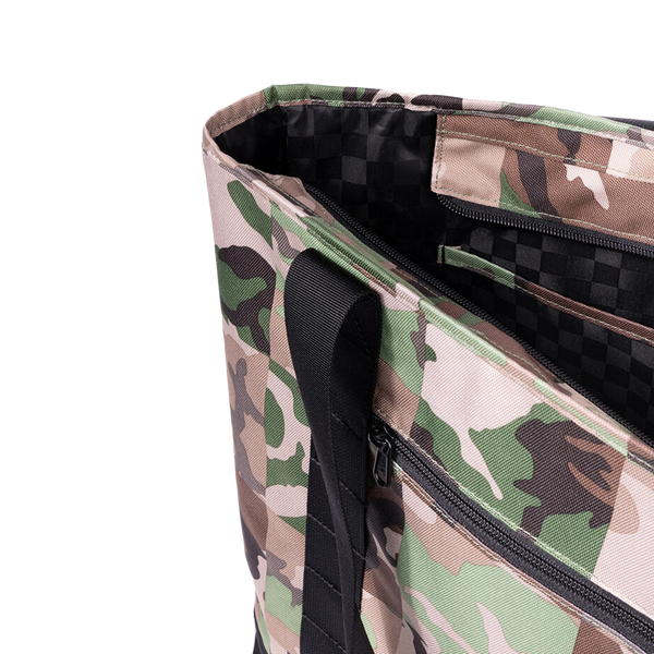 Cartera tote Pergs para mujer color camo